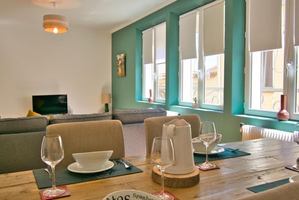 Maison De Charme Centre Lezignan-C. Avec Terrasse Villa ภายนอก รูปภาพ
